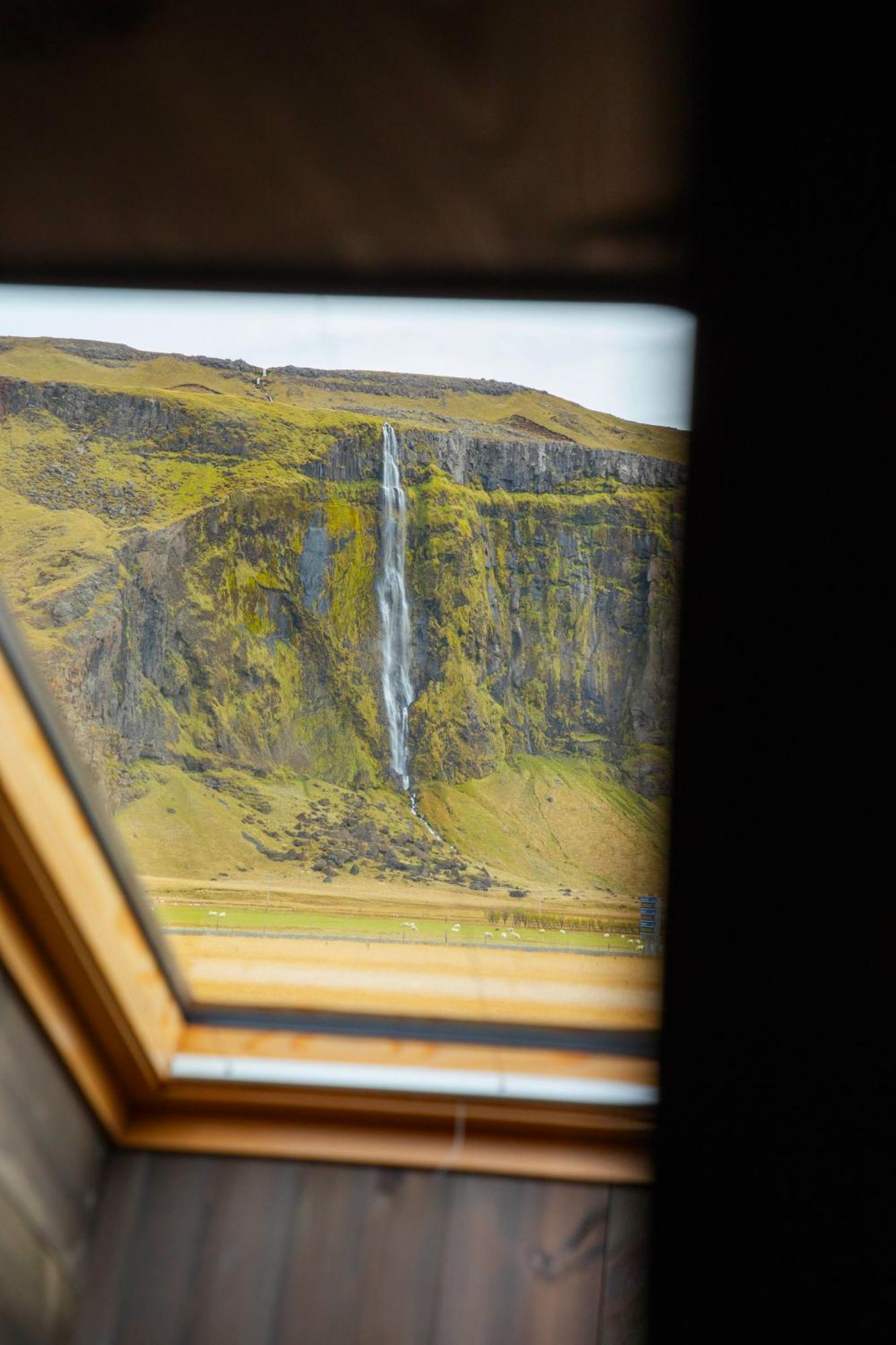 Seljalandsfoss Horizons Villa Hvolsvöllur Buitenkant foto