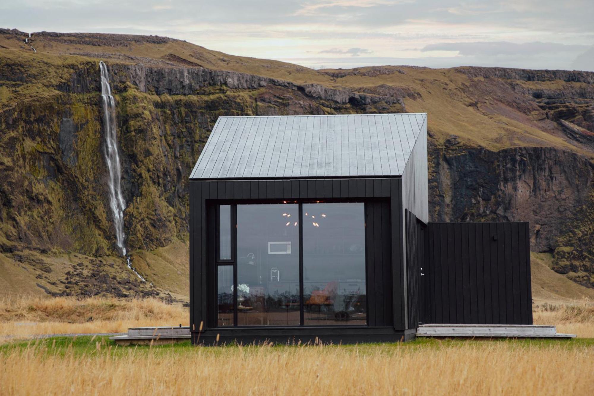 Seljalandsfoss Horizons Villa Hvolsvöllur Buitenkant foto